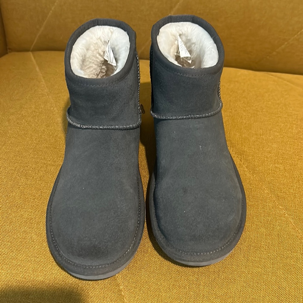 Kookaburra By Ugg boots